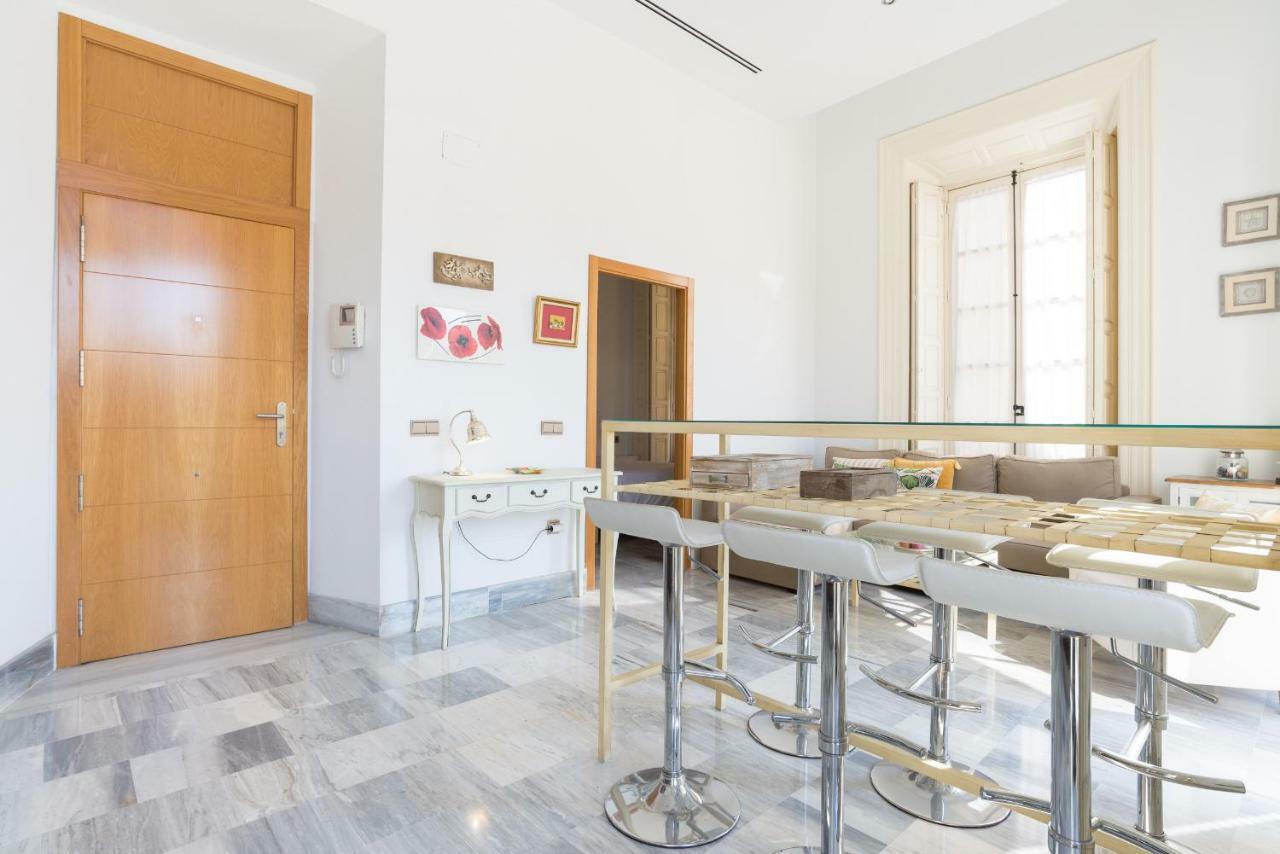 Lu&Cia Picasso Apartment มาลากา ภายนอก รูปภาพ