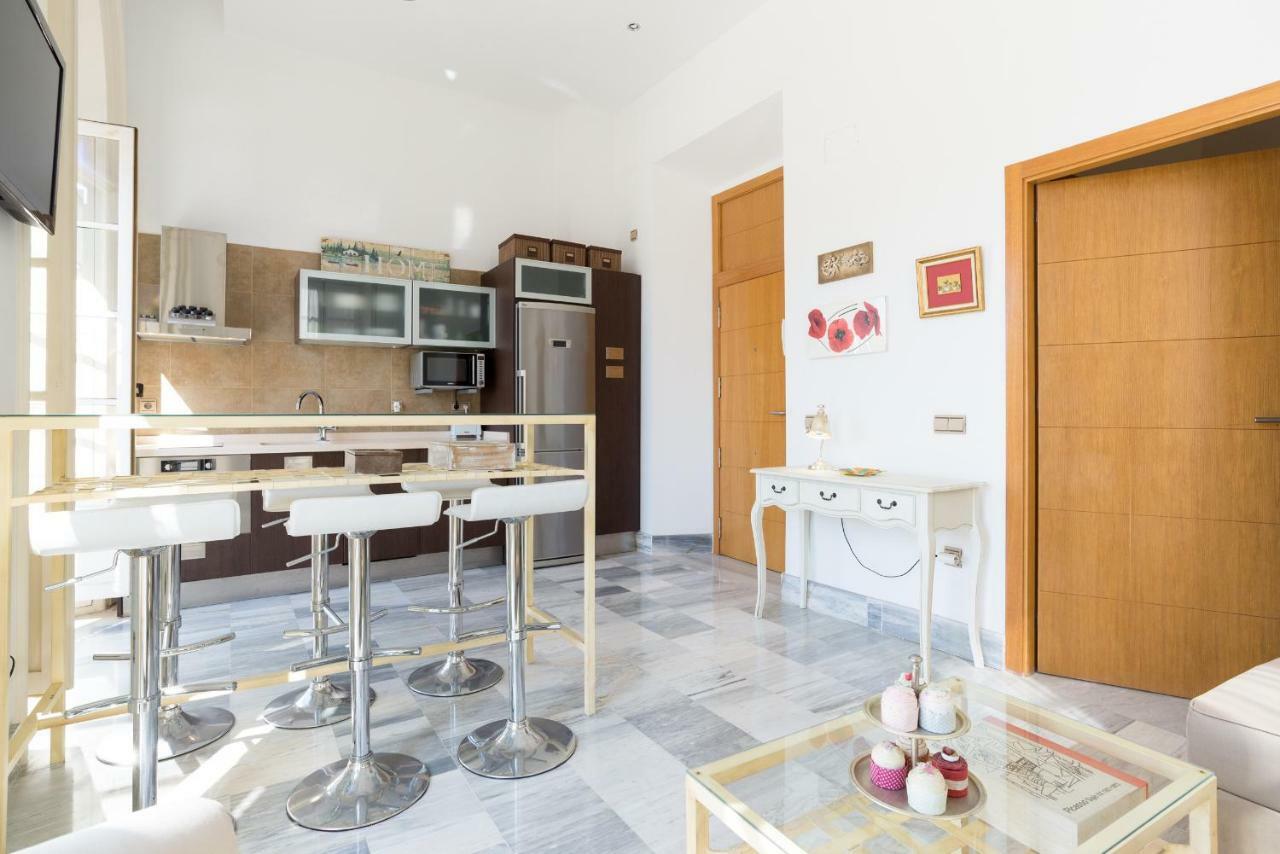 Lu&Cia Picasso Apartment มาลากา ภายนอก รูปภาพ